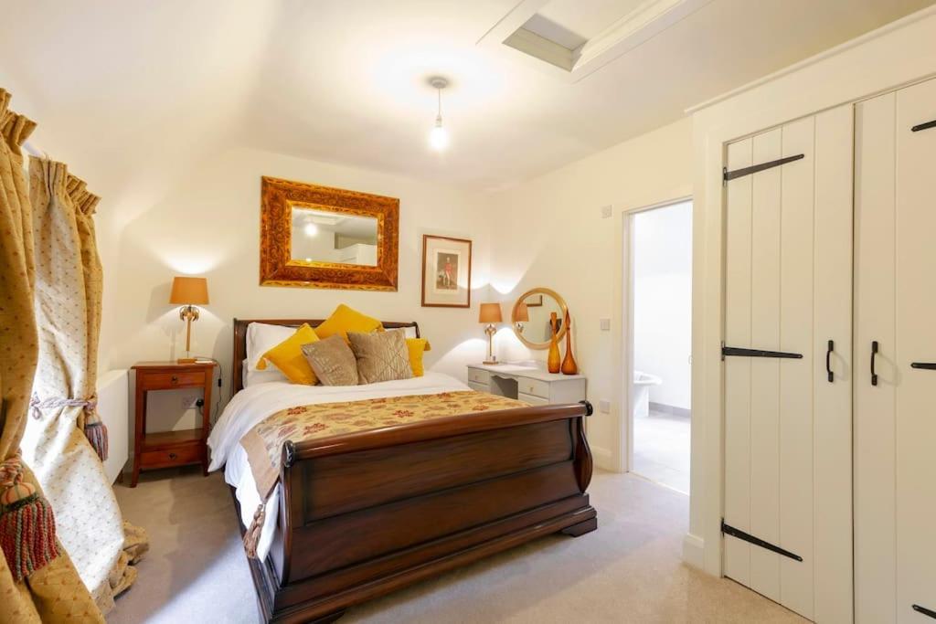 Dorney Windsor Legoland 5 Star Stay For Upto 14 Guests Eksteriør billede